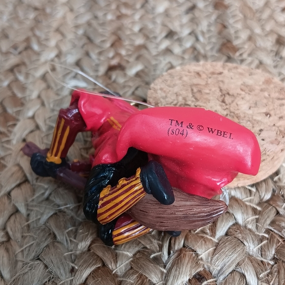 Harry Potter Goblet of Fire Quidditch Match Ornament - Picture 2 of 8